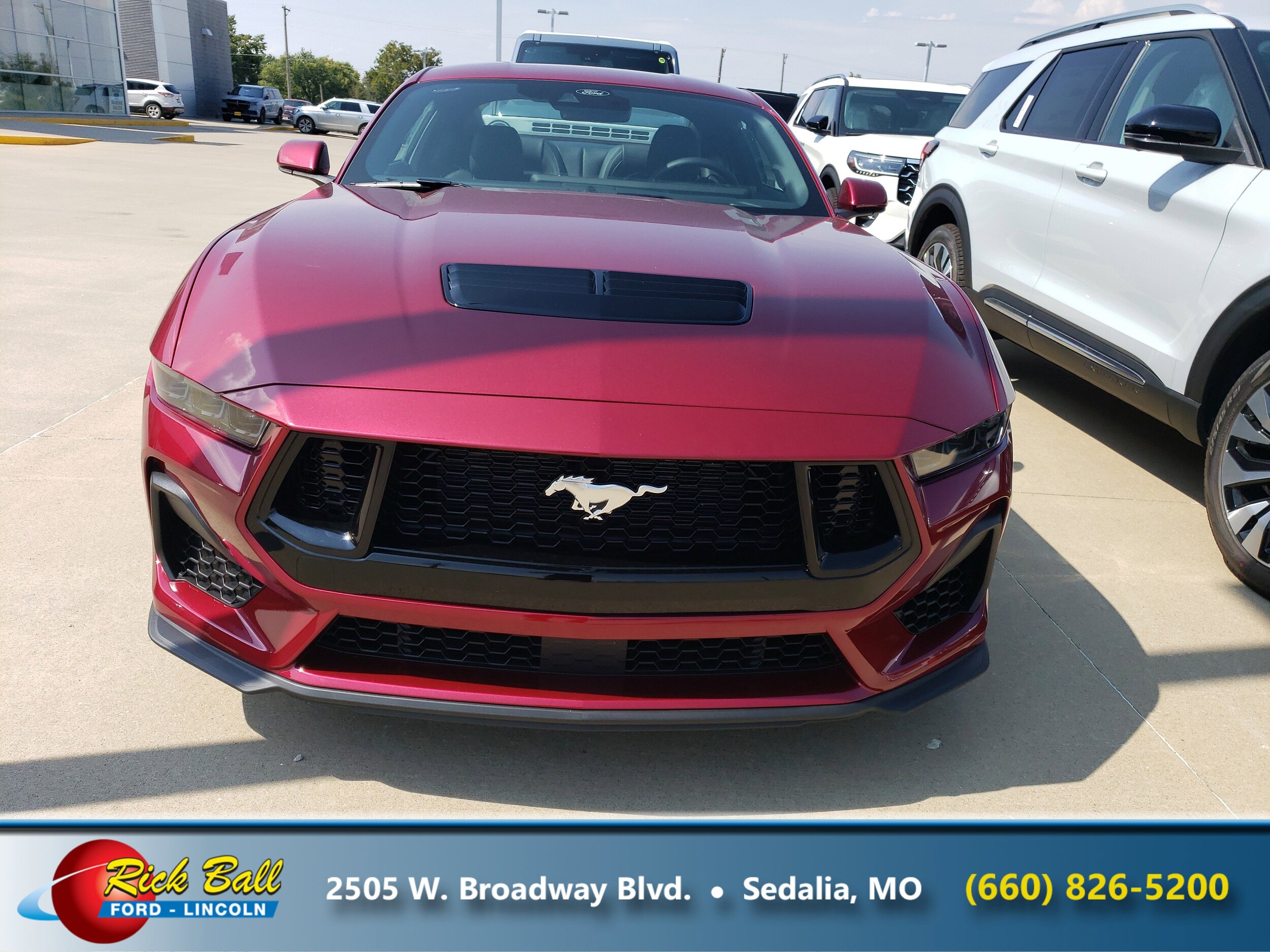 2025 Ford Mustang GT Premium photo 2