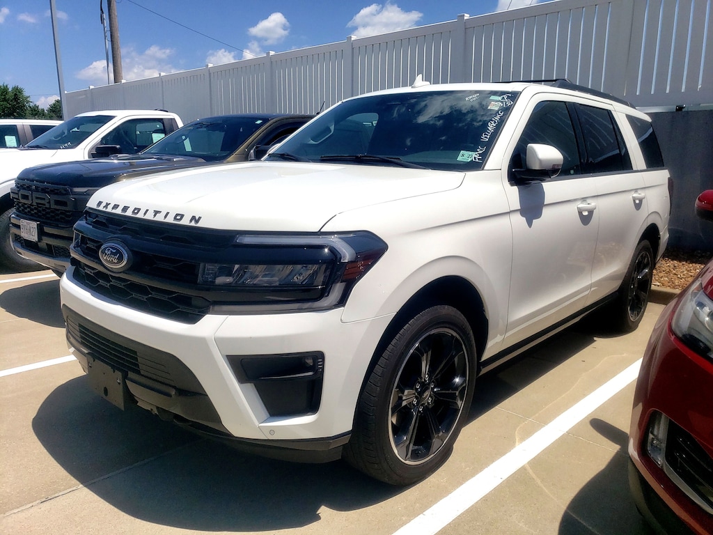 Used 2022 Ford Expedition Limited SUV