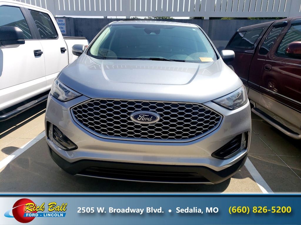 Used 2024 Ford Edge SEL SUV
