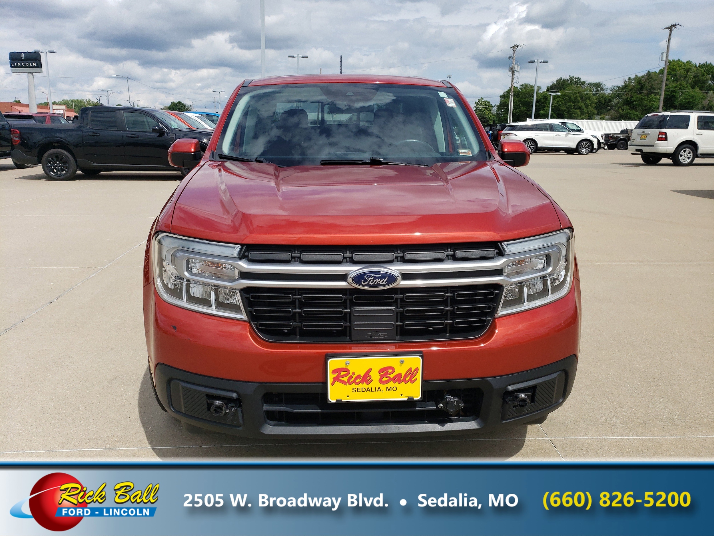 Used 2022 Ford Maverick Lariat with VIN 3FTTW8E33NRA39010 for sale in Kansas City