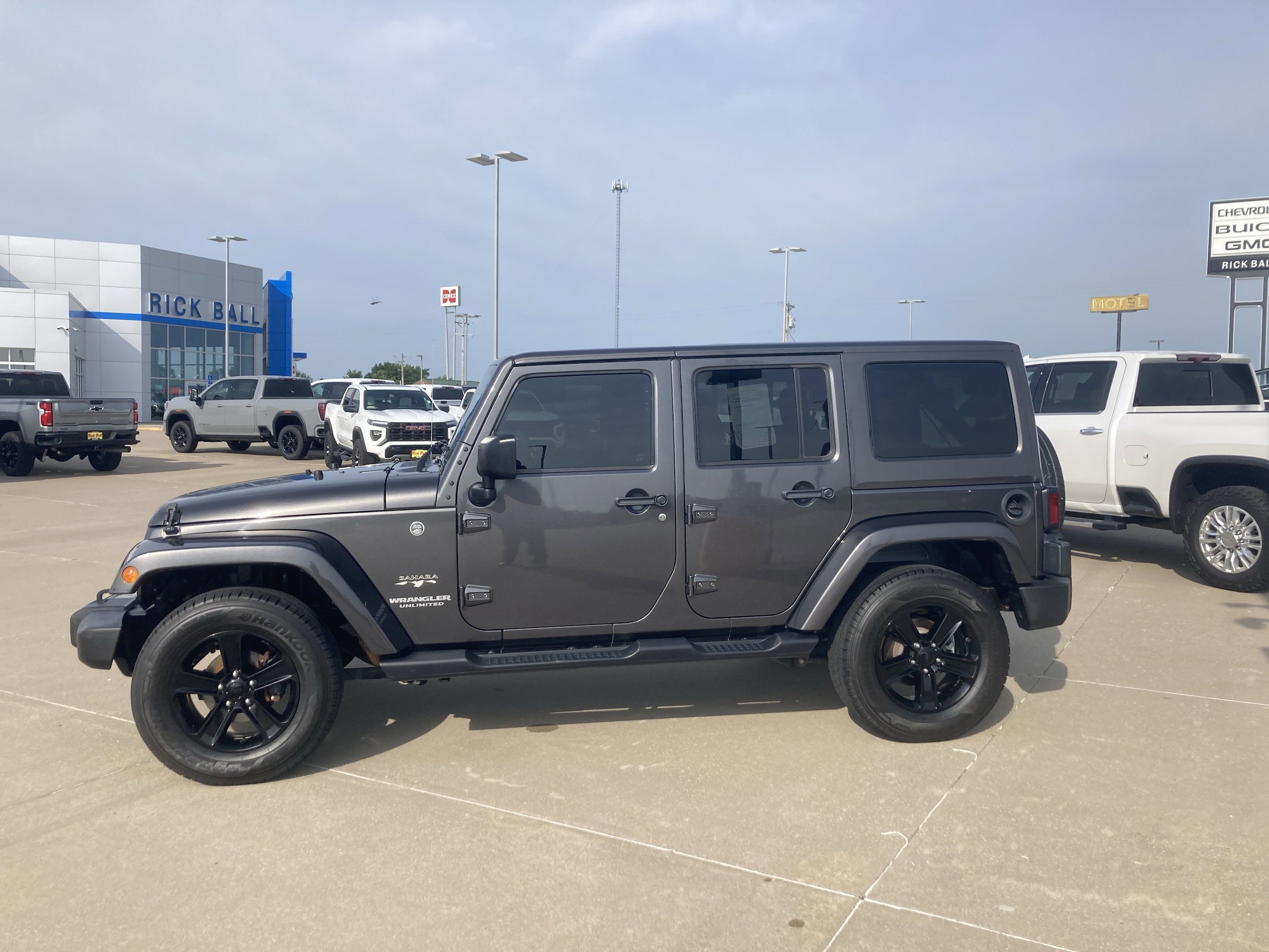 Used 2016 Jeep Wrangler Unlimited Sahara with VIN 1C4BJWEG8GL347311 for sale in Kansas City