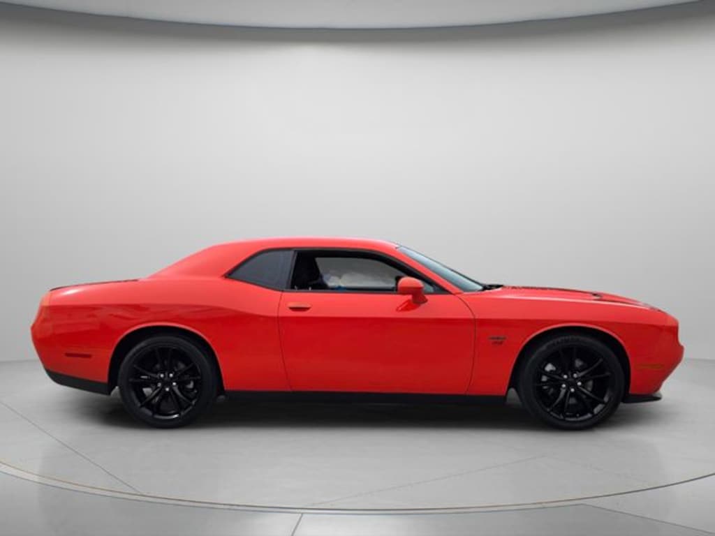 Used 2016 Dodge Challenger R/T Coupe