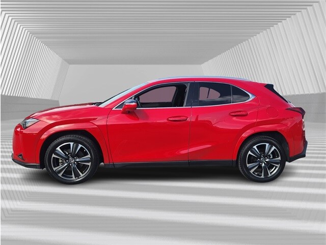 2023 Lexus UX 250h Premium photo 2