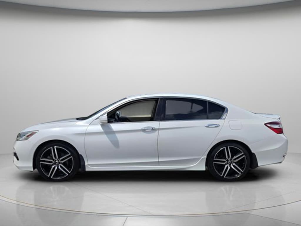 Used 2017 Honda Accord Touring V6 Sedan