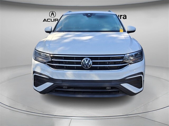 2022 Volkswagen Tiguan SE photo 2