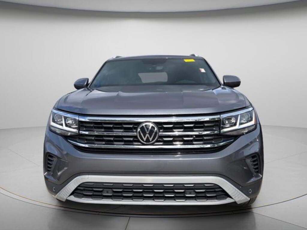 Used 2021 Volkswagen Atlas Cross Sport 2.0T SE w/Technology SUV