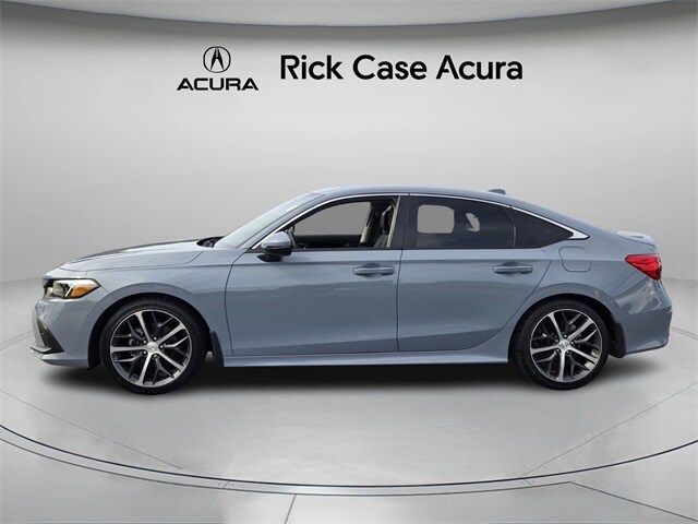 2023 Honda Civic Touring photo 2