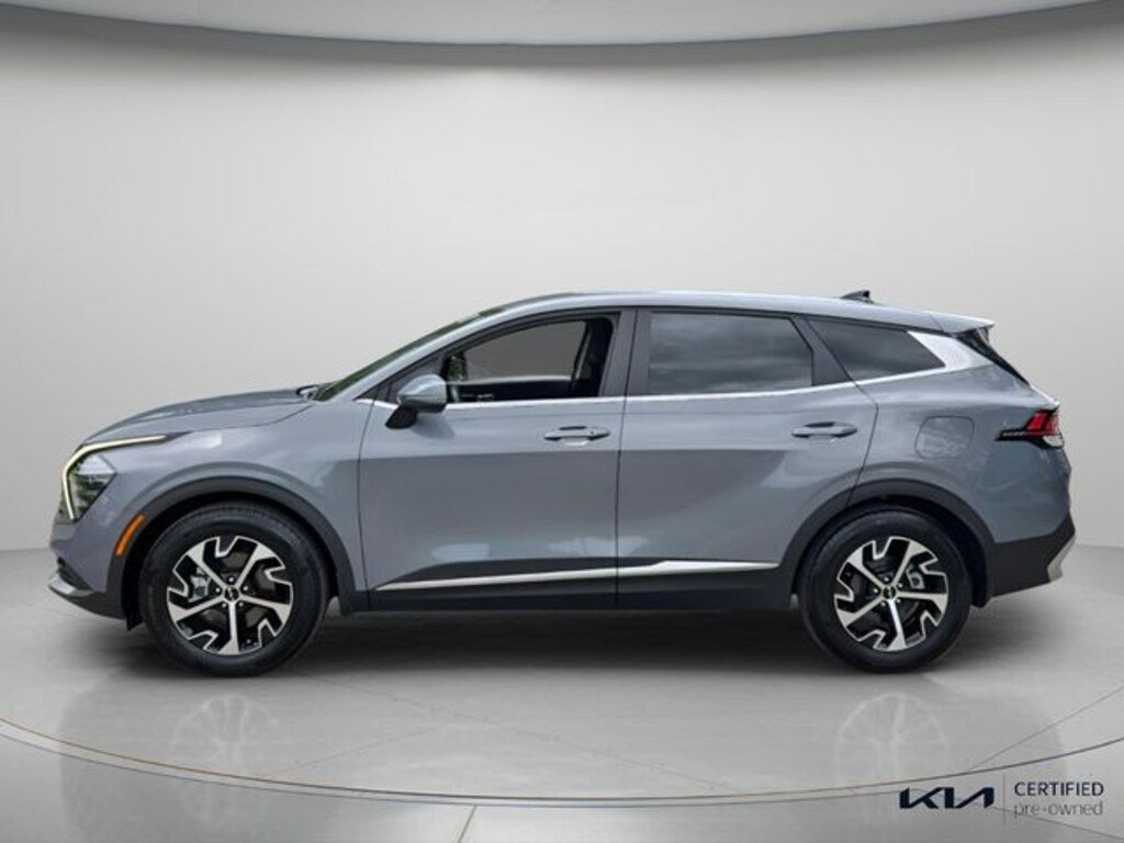 Used 2025 Kia Sportage EX SUV