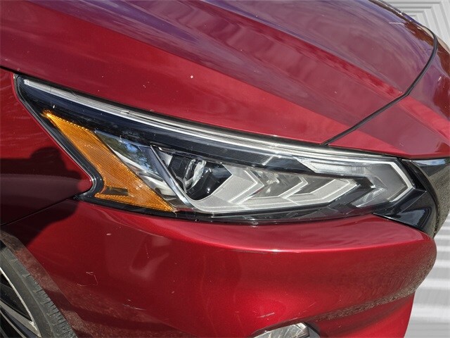 2021 Nissan Altima 2.5 SR photo 4
