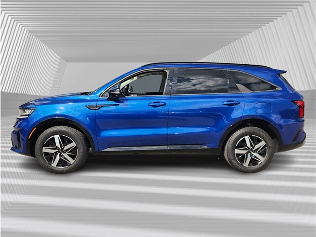 2022 Kia Sorento EX photo 2