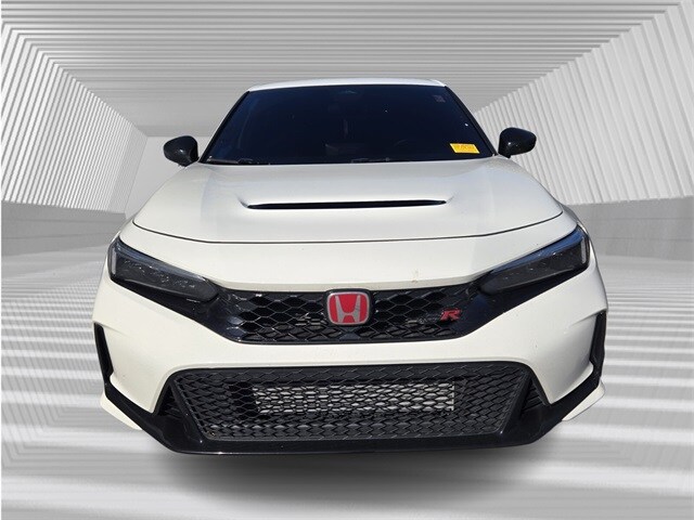 2024 Honda Civic Type R photo 2
