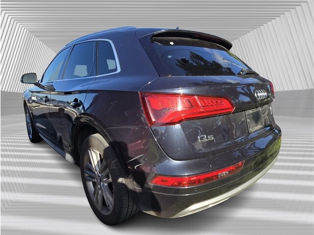2019 Audi Q5 2.0T Premium Plus photo 2