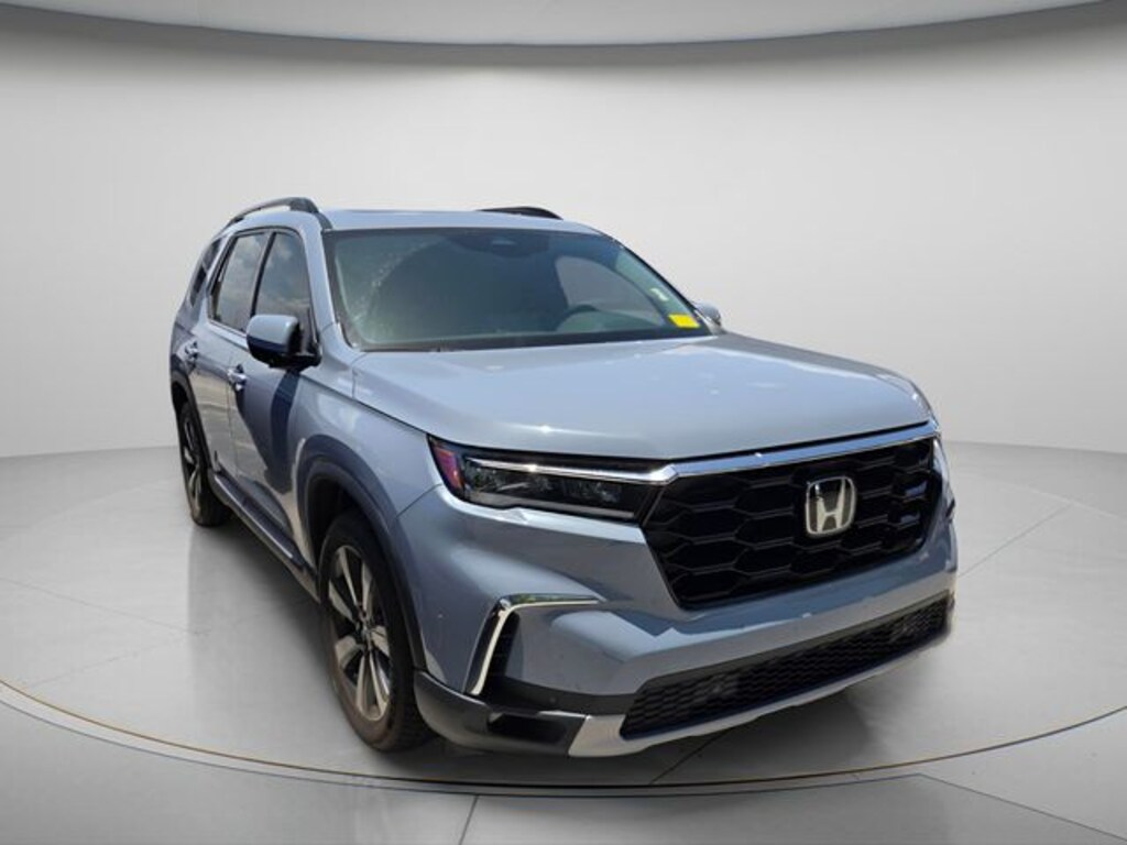 Used 2024 Honda Pilot Touring SUV