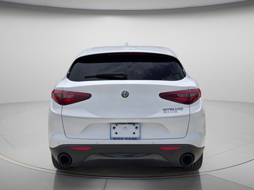 2023 Alfa Romeo Stelvio Sprint - Photo 6