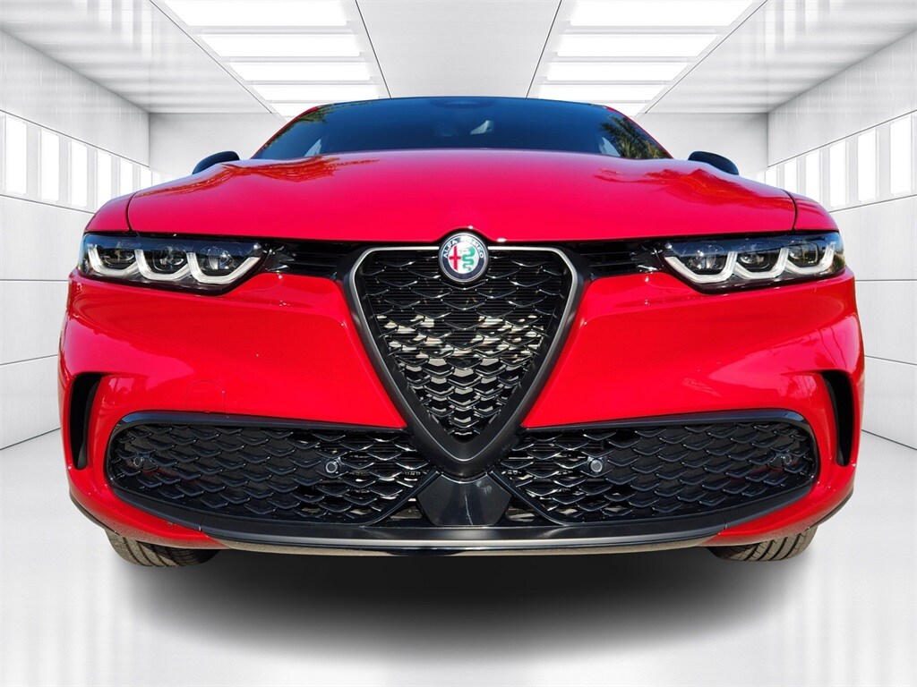 2025 Alfa Romeo Tonale photo 3