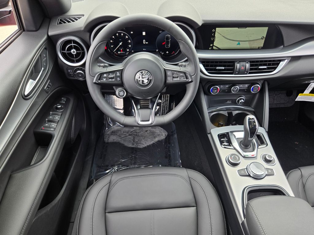 2026 Alfa Romeo Stelvio Base - Photo 8