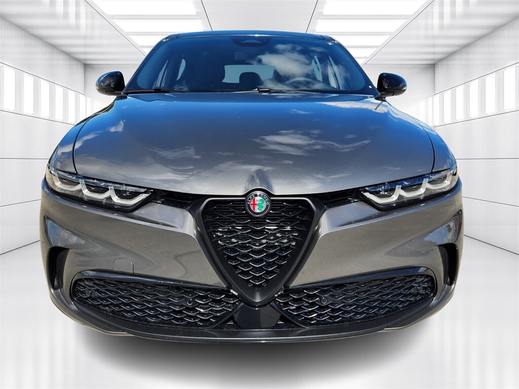 2025 Alfa Romeo Tonale photo 3