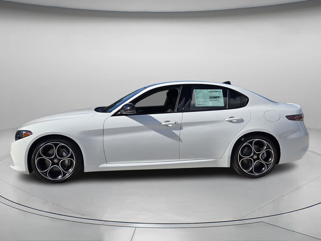New 2025 Alfa Romeo Giulia RWD Sedan