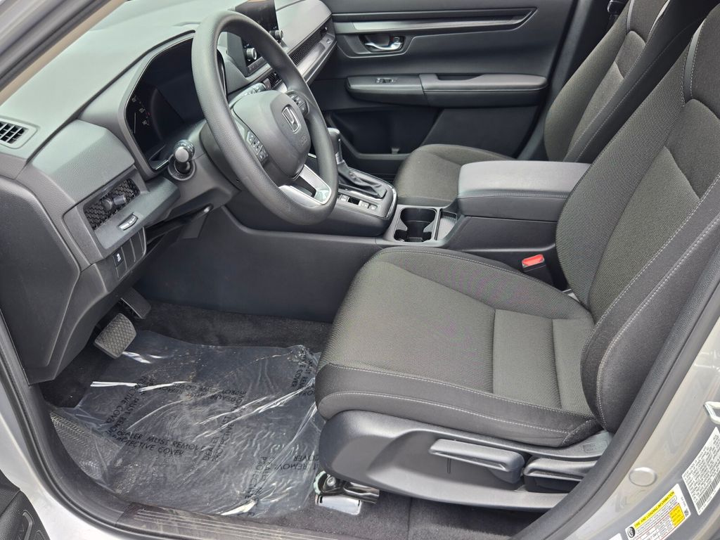 2025 Honda CR-V LX - Photo 10
