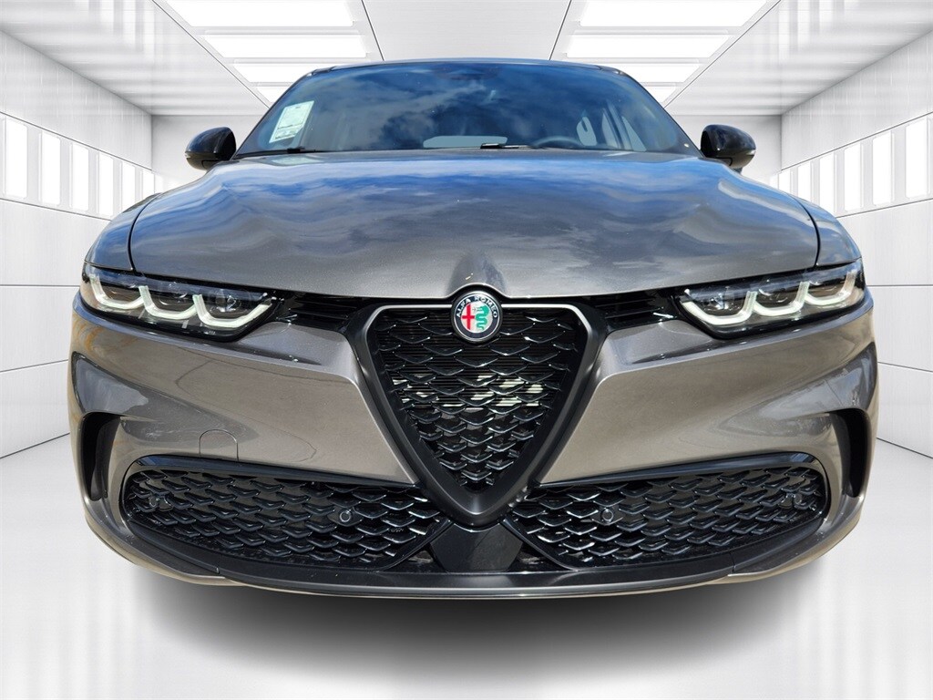 2025 Alfa Romeo Tonale photo 3