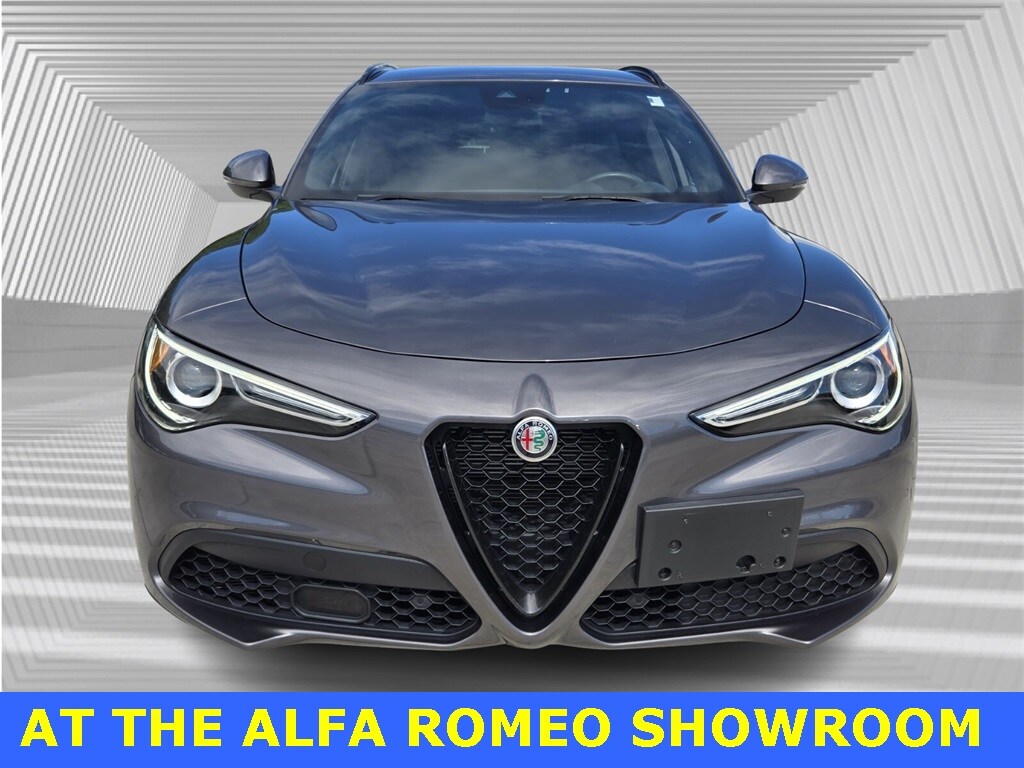 2022 Alfa Romeo Stelvio Sprint photo 4