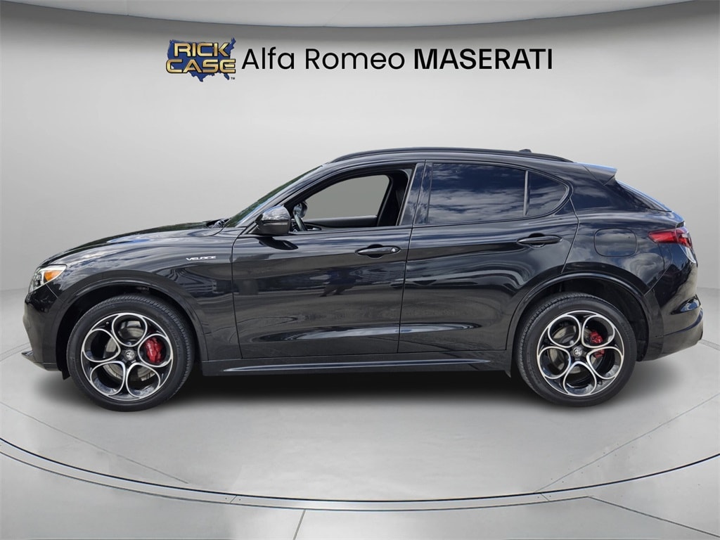 Used 2023 Alfa Romeo Stelvio Veloce SUV
