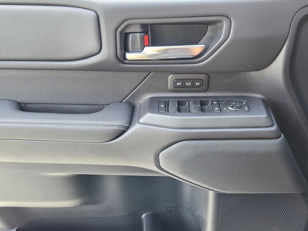 2024 Toyota Land Cruiser First Edition - Photo 33