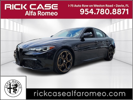 2025 Alfa Romeo Giulia INTENSA RWD Sedan 2025 Alfa Romeo Giulia INTENSA RWD Sedan