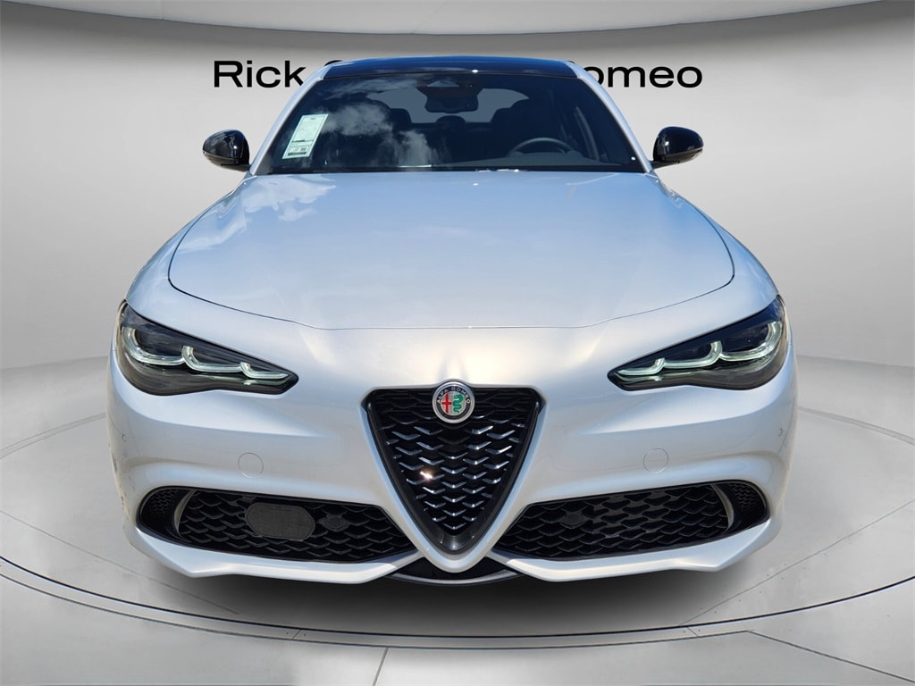 New 2025 Alfa Romeo Giulia RWD Sedan