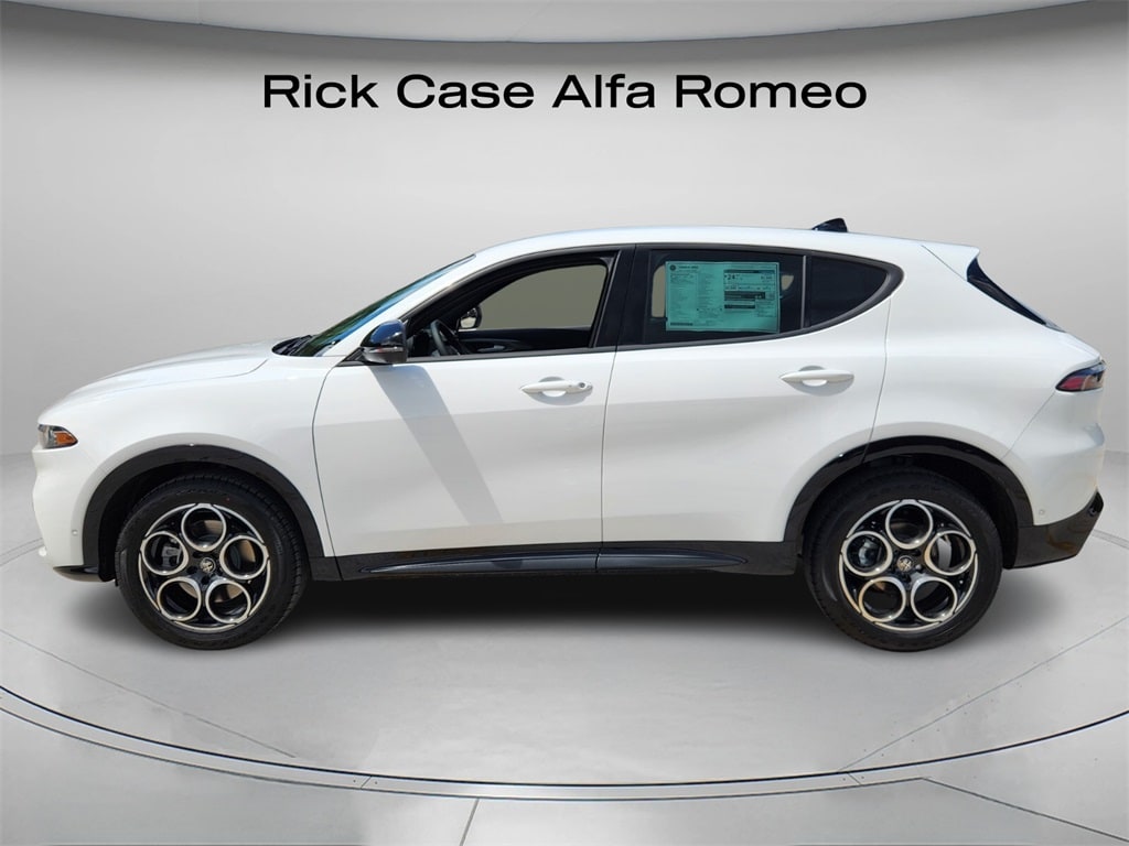 New 2025 Alfa Romeo Tonale AWD Sport Utility
