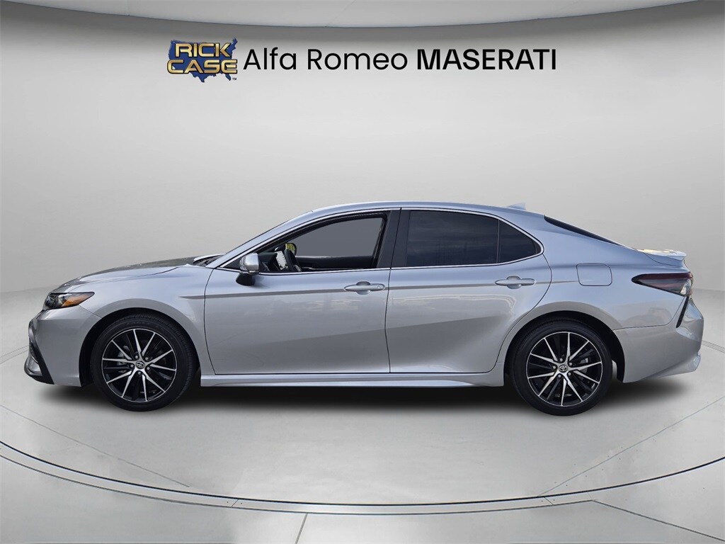 Used 2024 Toyota Camry SE Sedan