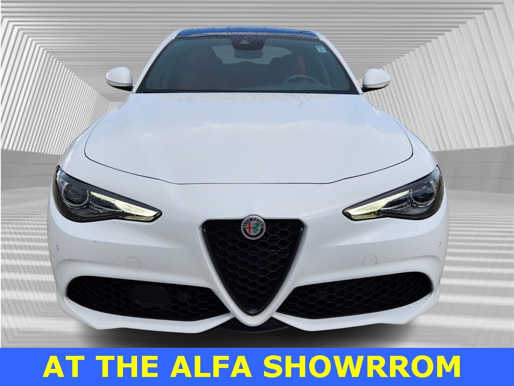 2022 Alfa Romeo Giulia SPRINT photo 4