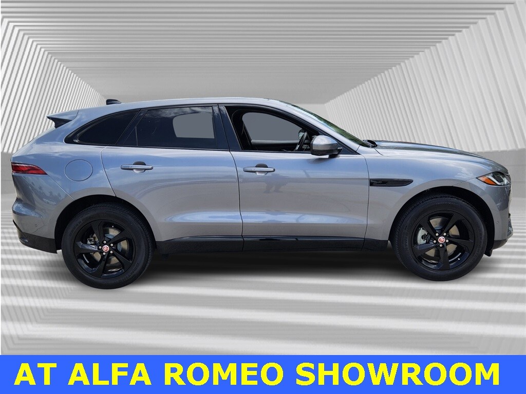 2021 Jaguar F-PACE P250 S photo 3