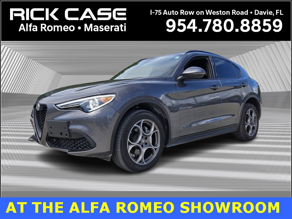 2022 Alfa Romeo Stelvio SUV 