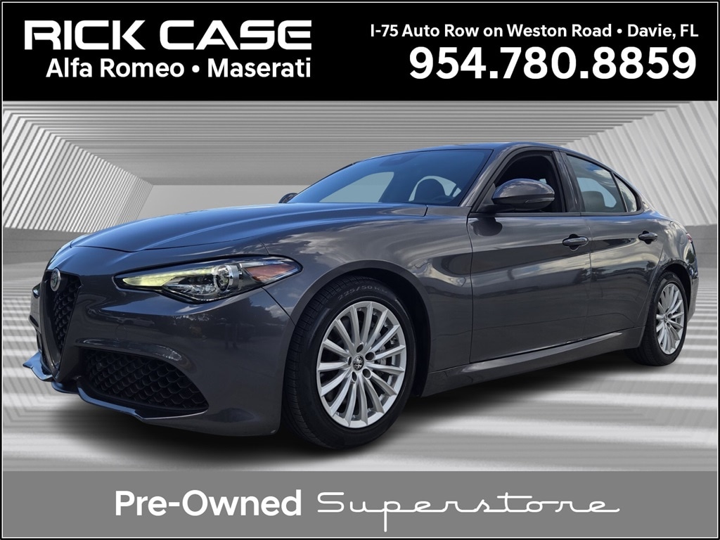 2023 Alfa Romeo Giulia Sedan 