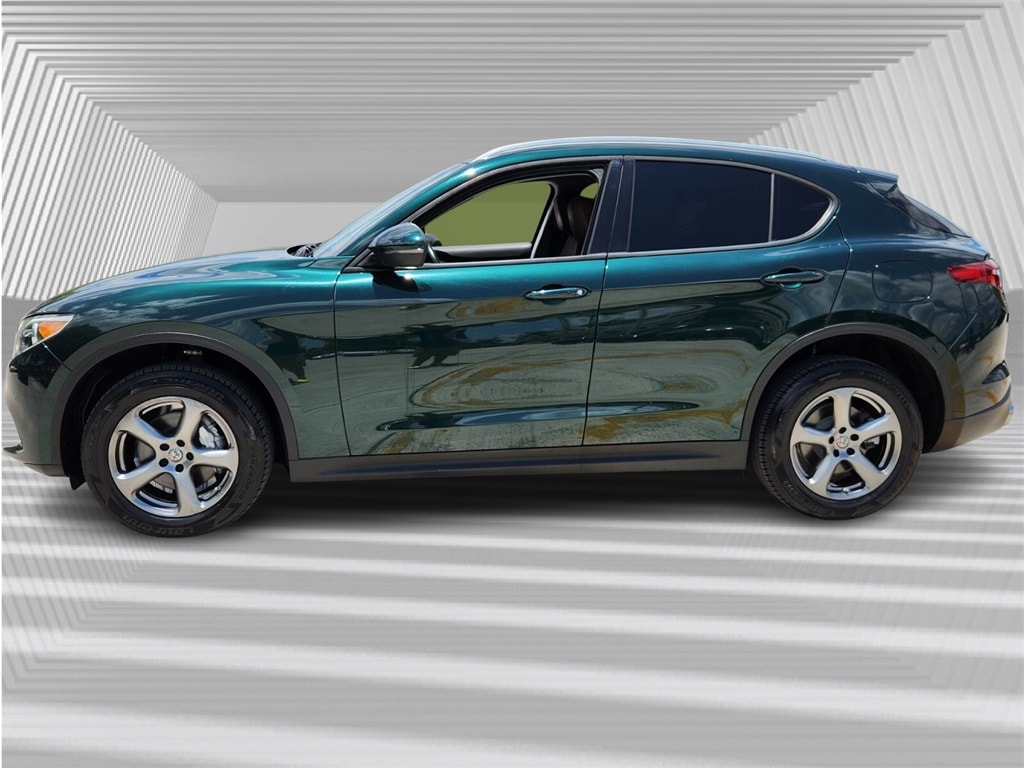 Used 2021 Alfa Romeo Stelvio Base with VIN ZASPAJAN4M7D03928 for sale in Davie, FL
