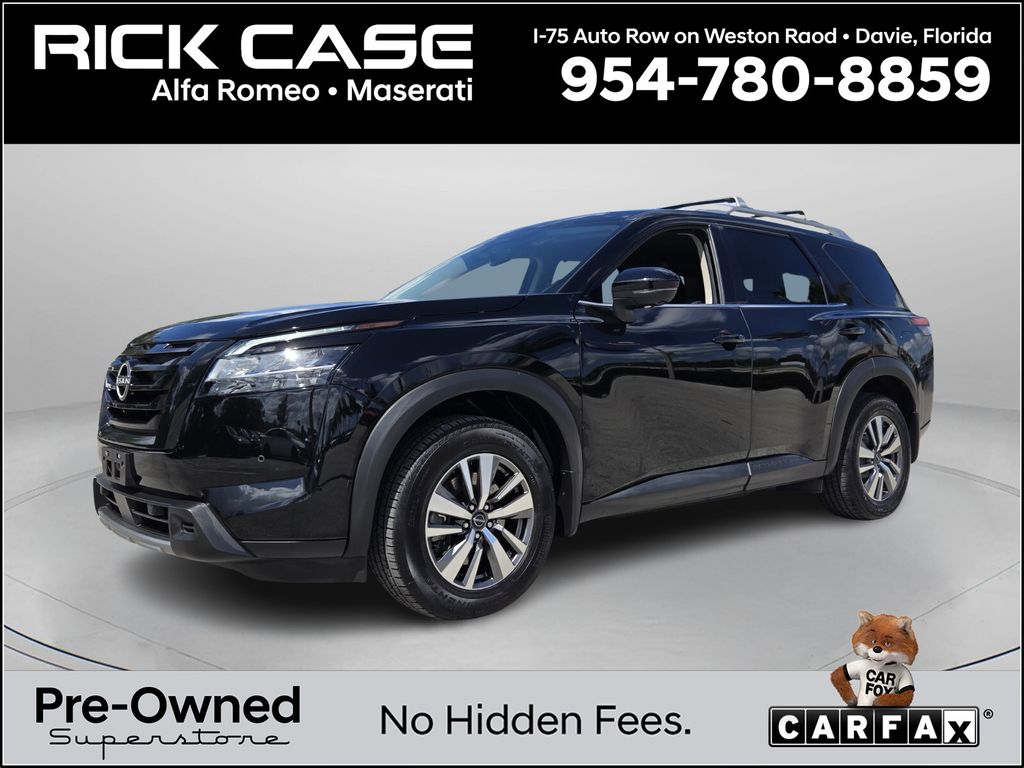 2023 Nissan Pathfinder SL