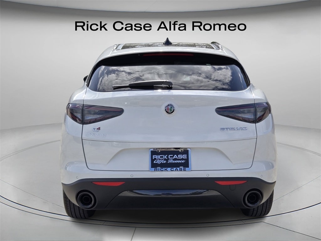 New 2025 Alfa Romeo Stelvio AWD Sport Utility