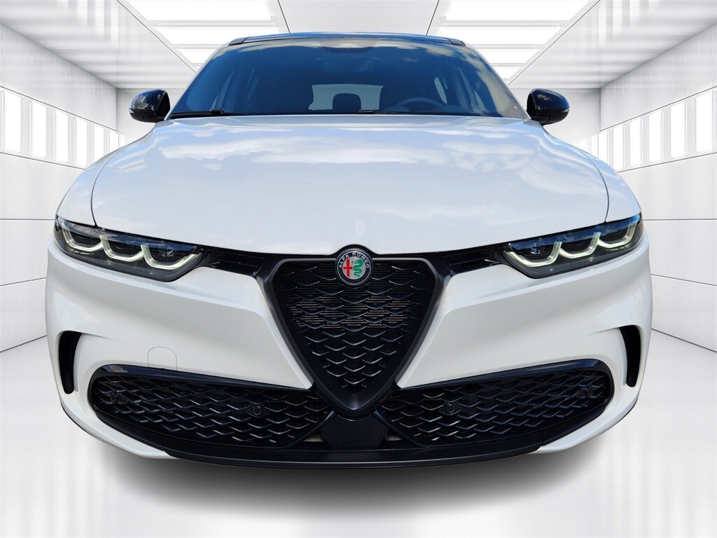 2025 Alfa Romeo Tonale photo 3