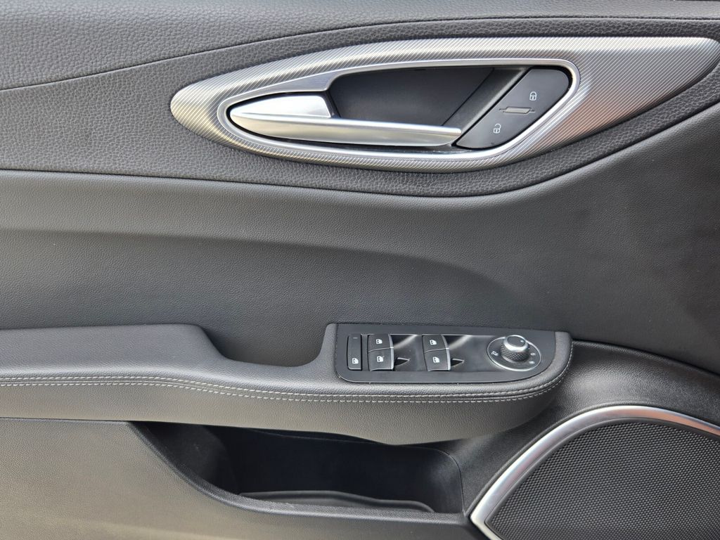 2023 Alfa Romeo Giulia Veloce - Photo 26