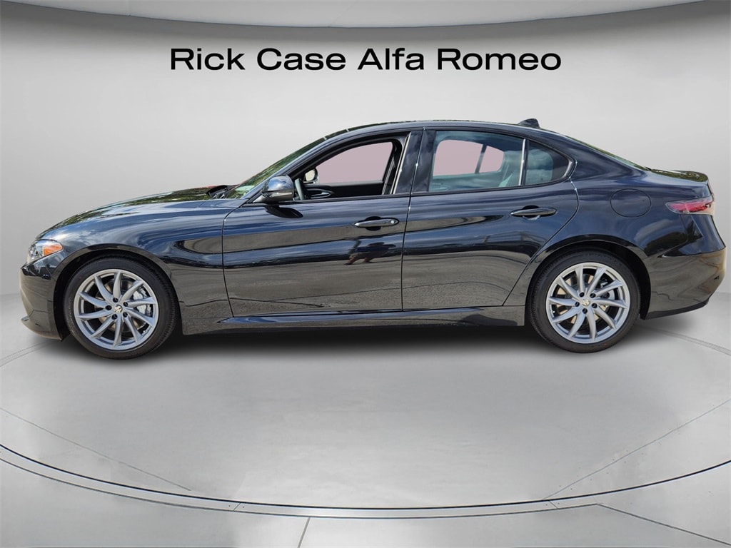 New 2025 Alfa Romeo Giulia RWD Sedan