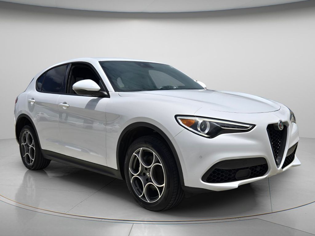 2023 Alfa Romeo Stelvio Sprint - Photo 9