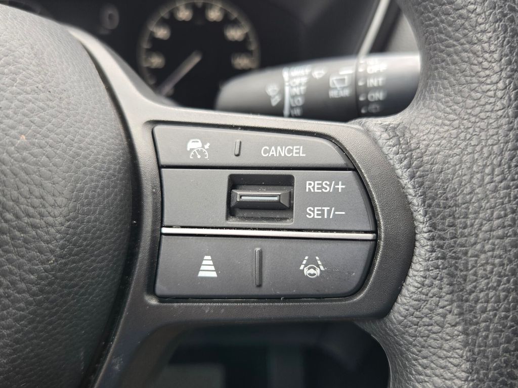 2025 Honda CR-V LX - Photo 21