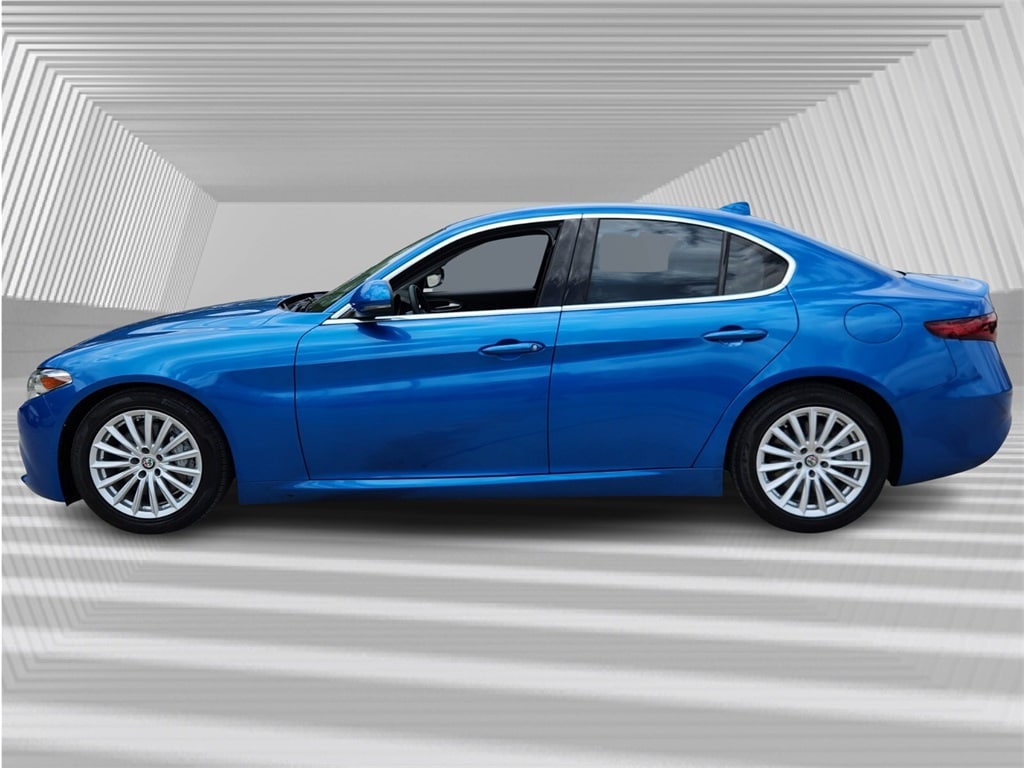 Used 2021 Alfa Romeo Giulia Base with VIN ZARFAMAN3M7645947 for sale in Davie, FL