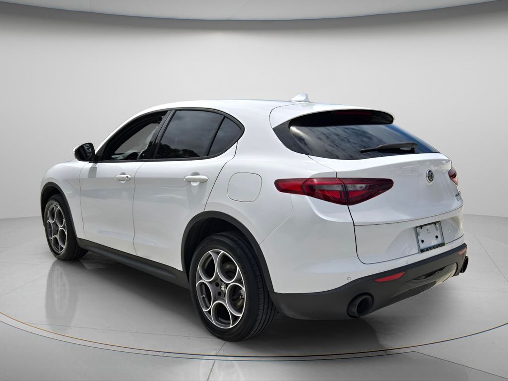 2023 Alfa Romeo Stelvio Sprint - Photo 8