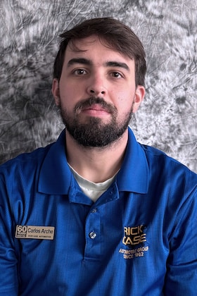 Staff member Carlos Arche from 18f0772276f0