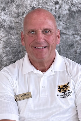 Staff member Jeff Miller from 3f6e6441318e