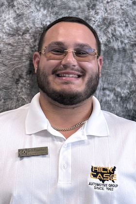 Staff member Seth Freeman from 3f6e6441318e