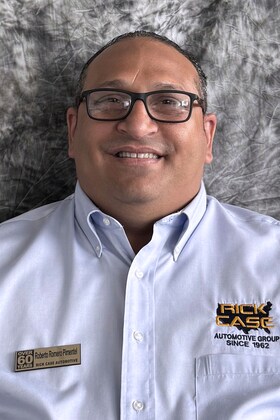 Staff member Roberto Romero Pimentel from 1c37feb1adae