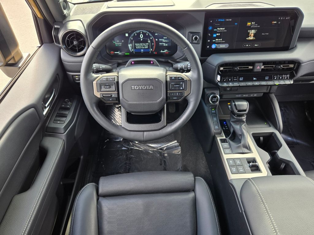 2024 Toyota Land Cruiser First Edition - Photo 12